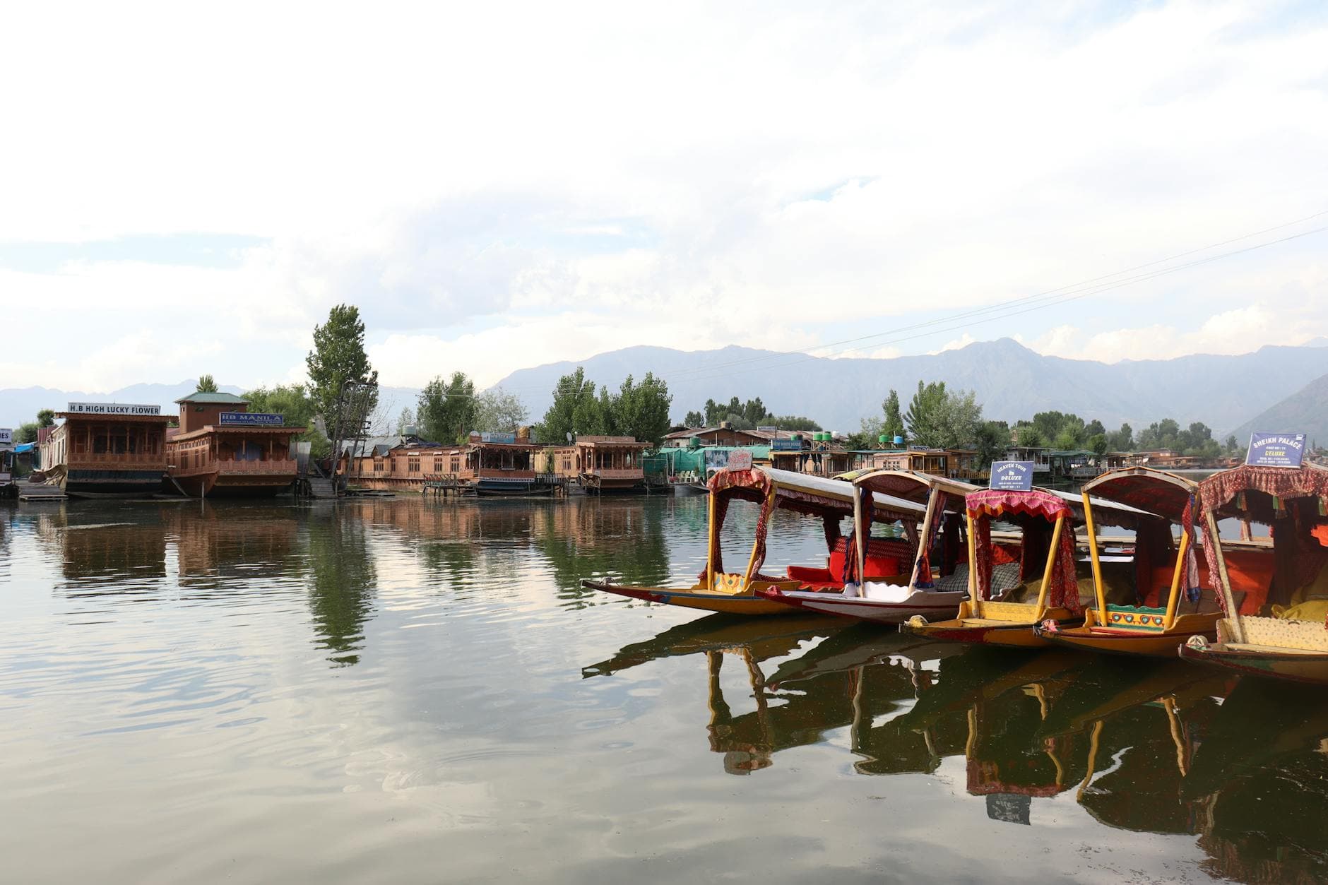 Kashmir Paradise Retreat - 6 Days holiday gallery photo 1